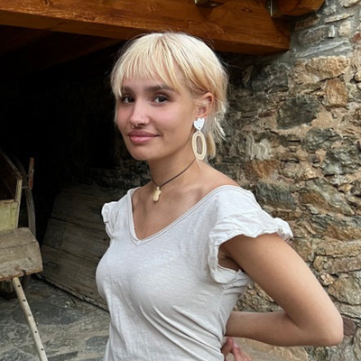 Originelle handgefertigte superleichte Maxi-Ohrringe aus dem 3D-Drucker