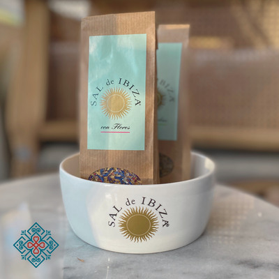 Geschenkset Sal de Ibiza - Kennenlernpaket 2x Mittelgrobes Meersalz Nachfüllbeutel & Keramikschüssel