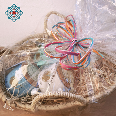 Geschenkkorb Sal de Ibiza - Kennenlernpaket 4 x Flor de Sal im Keramiktopf