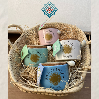 Geschenkkorb Sal de Ibiza - Kennenlernpaket 4 x Flor de Sal im Keramiktopf