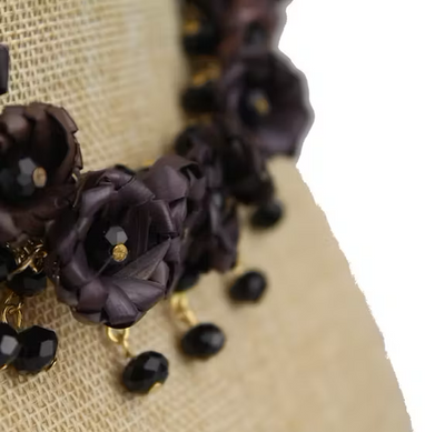 Halskette Blüte Schwarz einfach