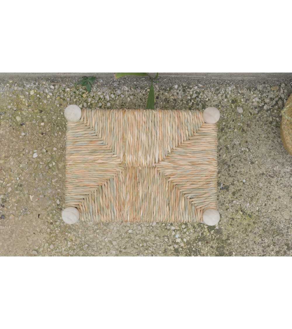 Spanische Bänke aus Holz und Binse im Mediterranen Stil